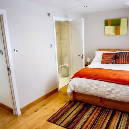 Airy, 3 Bedrooms, Ensuite , Central London Flat Extérieur photo
