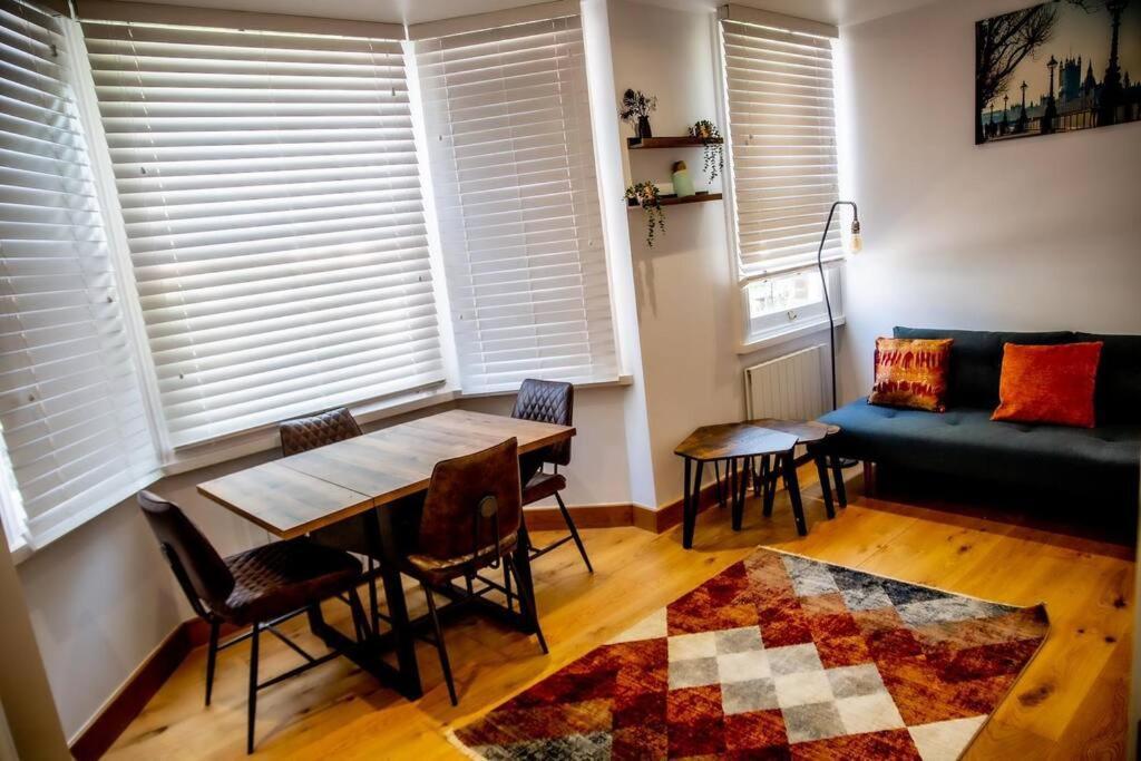Airy, 3 Bedrooms, Ensuite , Central London Flat Extérieur photo