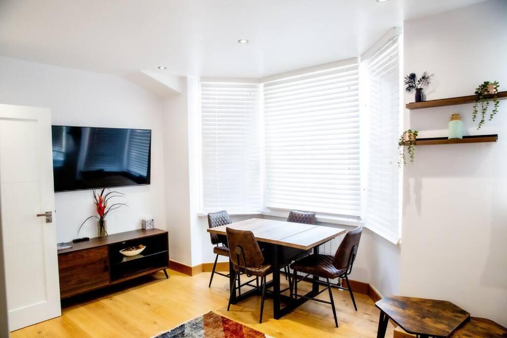 Airy, 3 Bedrooms, Ensuite , Central London Flat Extérieur photo